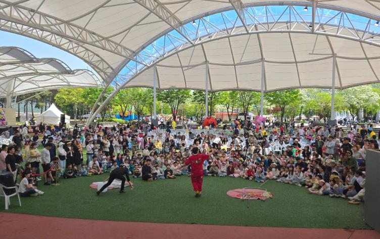 곡성 섬진강기차마을 풍선 축제 행사 모습