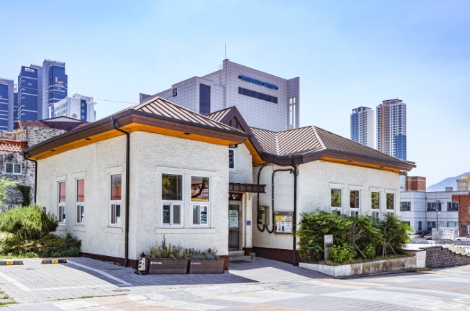 양산 의춘당 전경