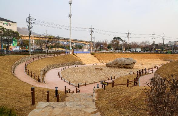 경남 김해시, 구산동 지석묘 정비 완료, 3월 27일 전면 개방