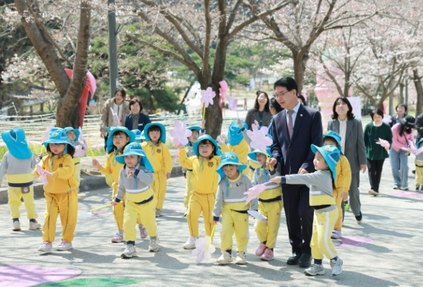 고창군, 고창 벚꽃축제 4월 3일~5일 개최, “봄, 봄, 봄” 다시 피어난 설렘