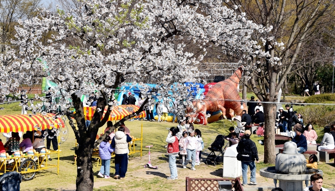 김제시, 봄날의 즐거움, 4색 축제 여행 시작