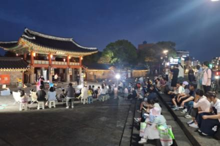 제주도, ‘제주목 관아 귤림야행’ 개막, 야간 무료 개장과 공연·미디어아트 운영