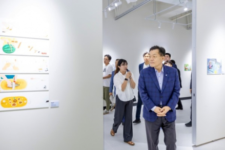 수원시, 행궁동 ‘갤러리 아트랩’ 개관, 무장애 관광버스 ‘수원행차’ 시범 운행