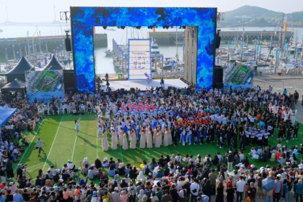 화성시, '제16회 화성 뱃놀이 축제' 29만 명 방문, 해양레저·문화예술 어우러진 축제