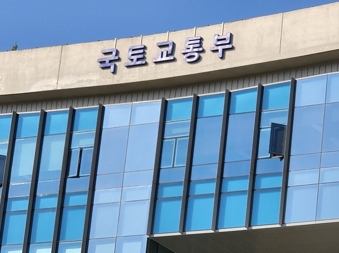 국토교통부, KTX 등 철도 승차권 10월 1일부터 출발 2개월 전 예매, 내·외국인 이용 편의 확대