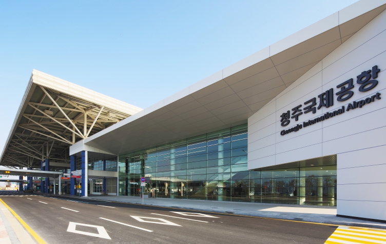 청주국제공항, 9월 이용객 42만 3,771명 전년 대비 4.8% 증가, 국제선 성장세 지속