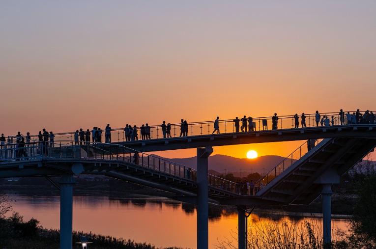 전남광주 서구, ‘제11회 광주서창억새축제’ 10월 15~18일 개최, 휴식왕·노을 사진·반려견 산책