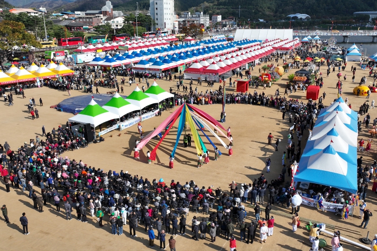청송군, 제20회 청송사과축제 온라인 방문객 224만 명 돌파, 11월 4일 개막 앞두고 관심 집중