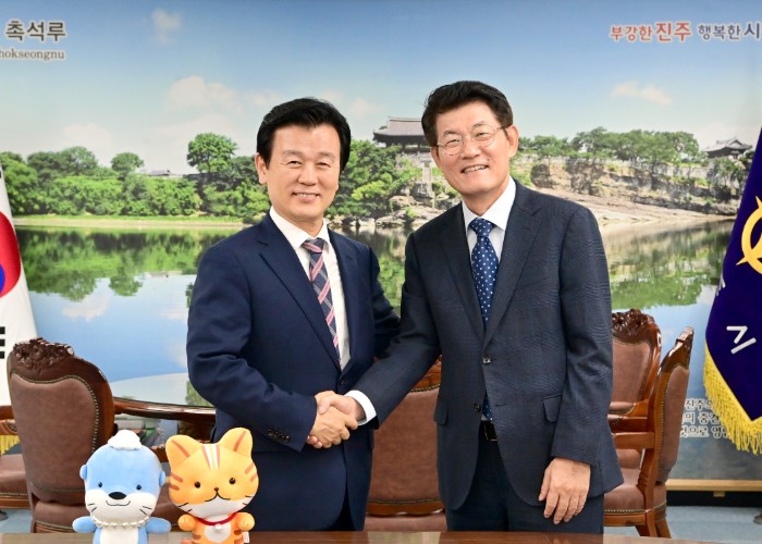 진주시, 한국산업기술시험원과 10월 19일 협력 방안 논의, 위성 개발·우주환경시험시설 구축 협력 강화